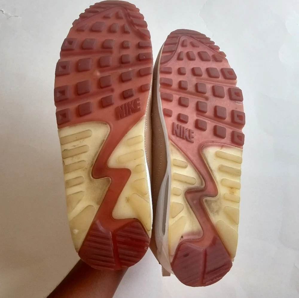 SOLDNike Air Max 90 Futura Serena Williams Sanddrift White Hemp Sneakers - Picture 8 of 11